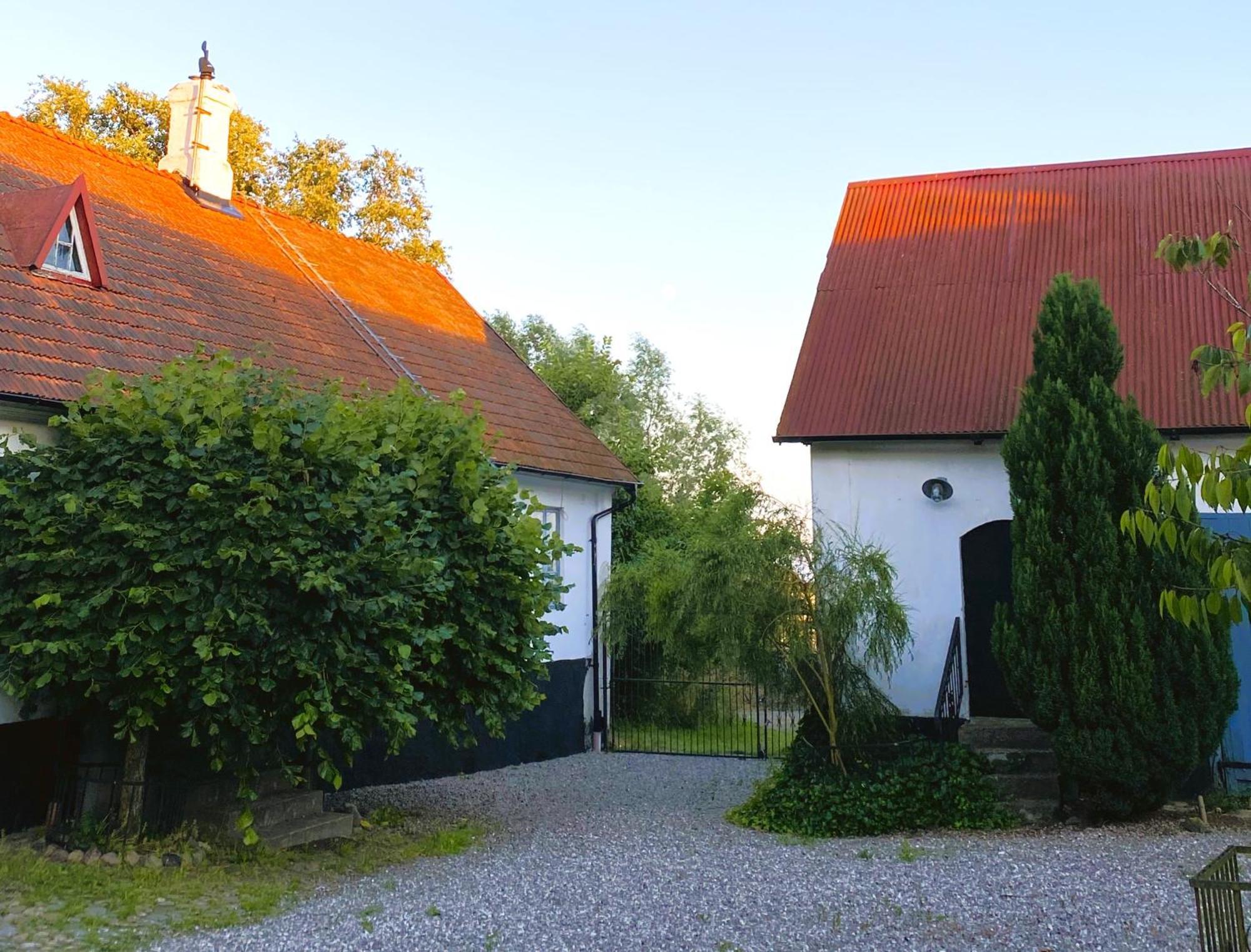Sydkustens At Tullnaes Vingard Klagstorp Exterior photo
