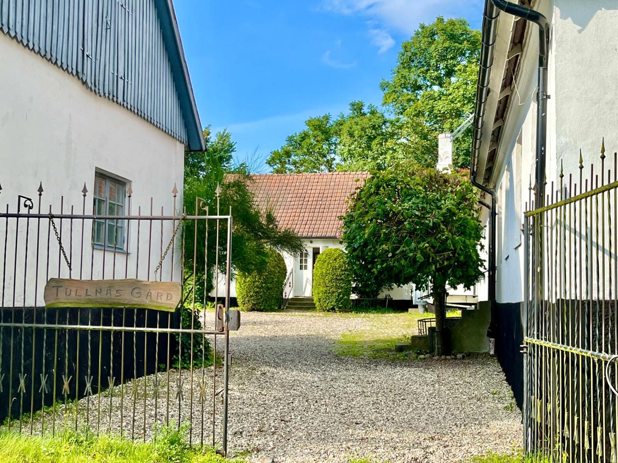 Sydkustens At Tullnaes Vingard Klagstorp Exterior photo